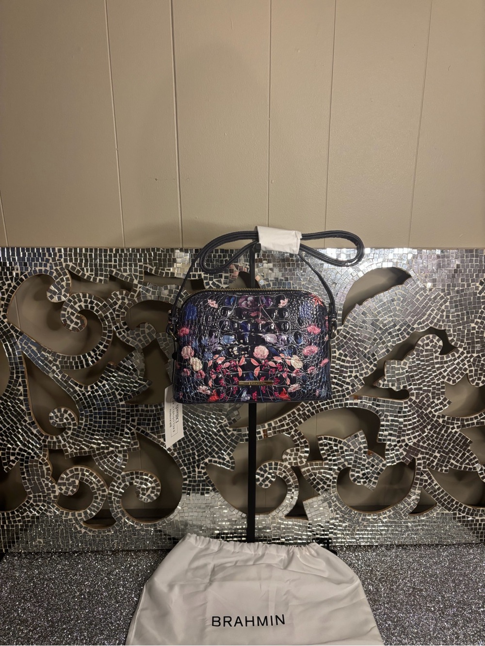 ⭐️Brahmin Navy‎ Floral Croc-Embossed Leather Crossbody